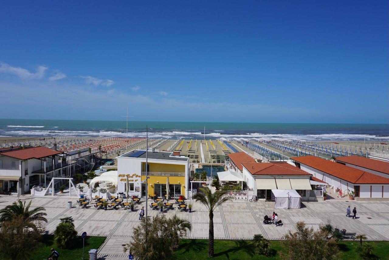 Alba Sul Mare Hotel Lido di Camaiore Ngoại thất bức ảnh