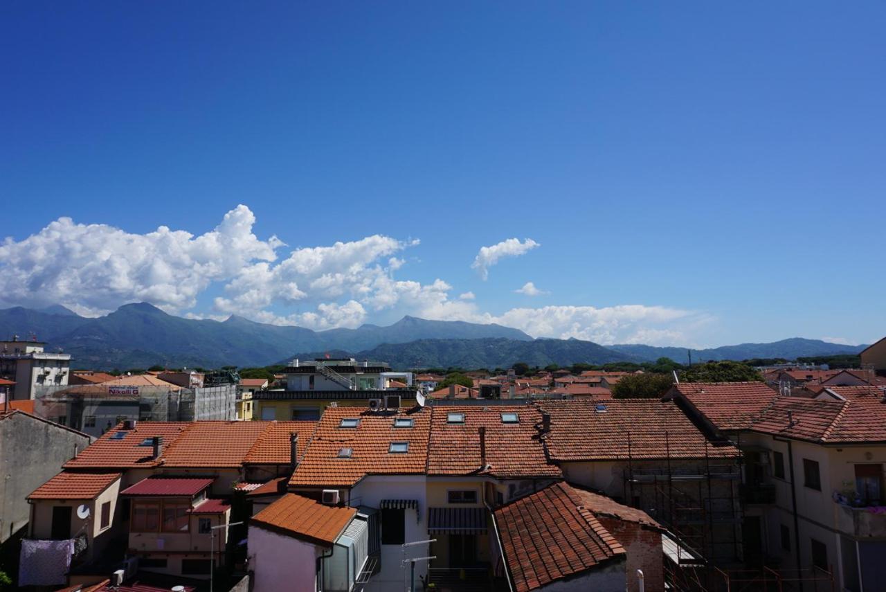 Alba Sul Mare Hotel Lido di Camaiore Ngoại thất bức ảnh