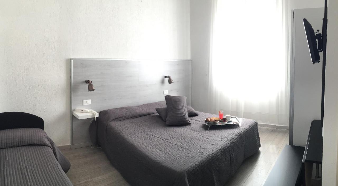 Alba Sul Mare Hotel Lido di Camaiore Ngoại thất bức ảnh