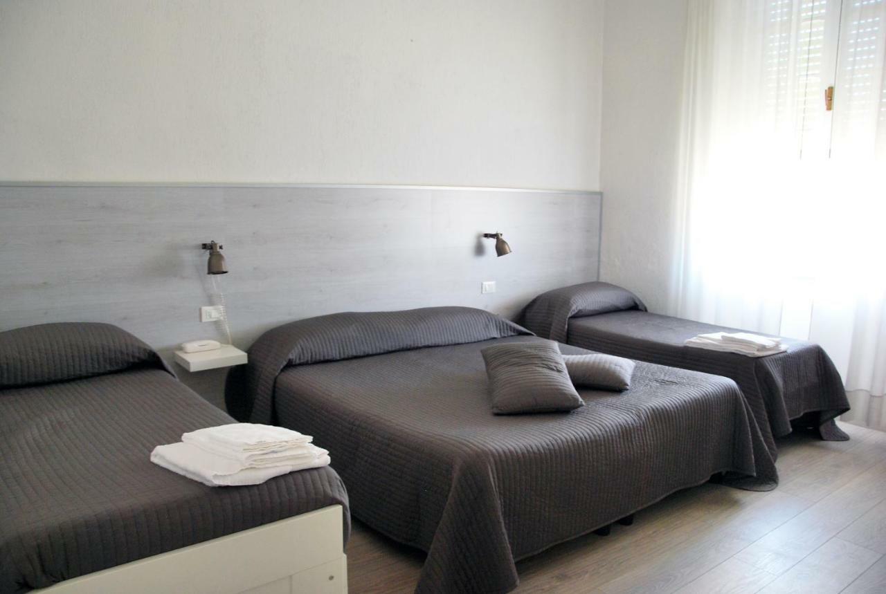 Alba Sul Mare Hotel Lido di Camaiore Ngoại thất bức ảnh